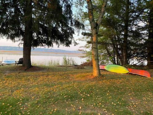 Relaxing Home On White Lake.