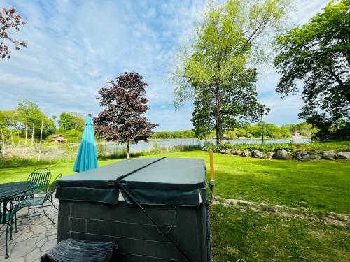 Lake Lorraine Home With Private Dock And Hot Tub!