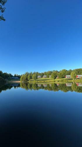 Chalet Sur Bord De L'eau