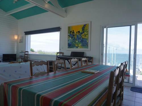 Maison L'herbaudi�re, 5 Pi�ces, 9 Personnes - Fr-1-224b-61