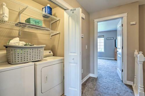 Inviting Cheyenne Townhome About 4 Mi To Downtown
