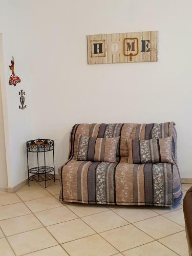 Hostal Entre Ar�nes Et Maison Carr�e
