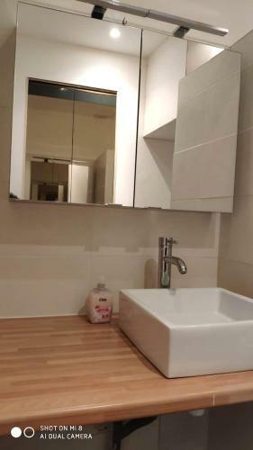 Apartamento T2 Proche Des Ar�nes