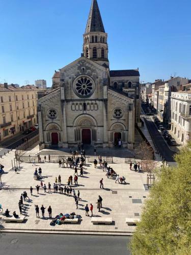 Apartamento Une Nuit � N�mes - Duplex Avec Terrasse Sur Les Toits