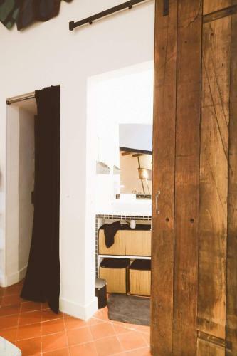 Apartamento Une Nuit � N�mes - Loft � La Maison Carr�e