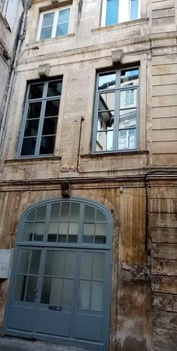 Apartamento Une Nuit � N�mes - Loft � La Maison Carr�e