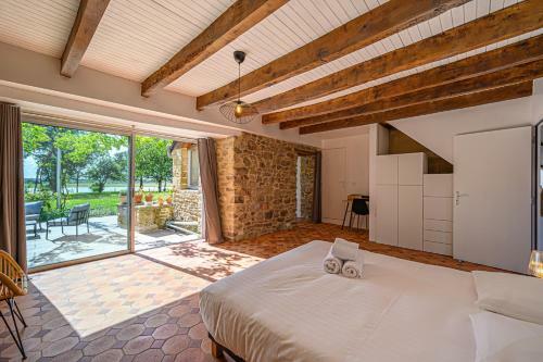 La Calypso - Magnifique Long�re Avec Piscine !