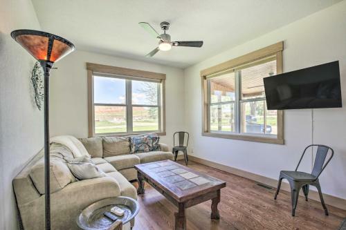 Idyllic Gem Screened Porch, Half Mi To River!