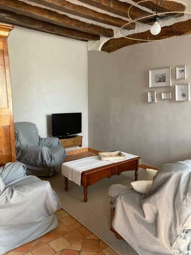 G�te Au Bord De La Rivi�re 3 Chambres