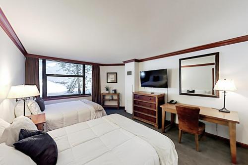 Resort At Squaw Creek II