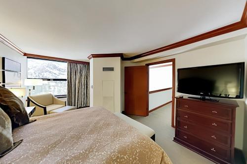 Resort At Squaw Creek II