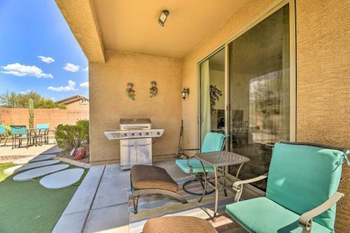 Chic Anthem Home With Patio Hike, Golf, Relax!
