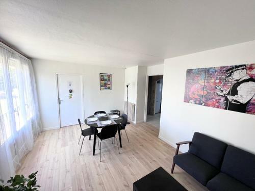 Ambiance, Convivialit� Et Emplacement