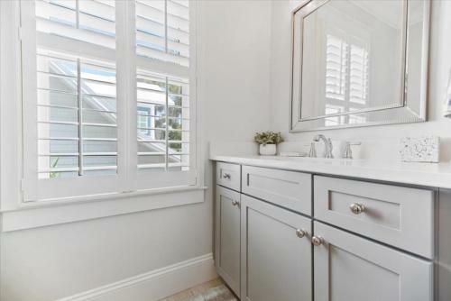 Oak Shores