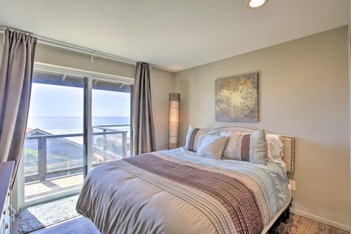 Pacific Penthouse Retreat With Ocean Views!