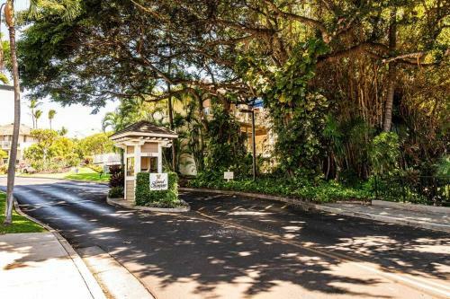 Serene Luxury Golf & Tennis Villa
