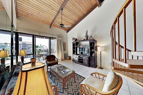 Kamaole Sands Condo 8-409