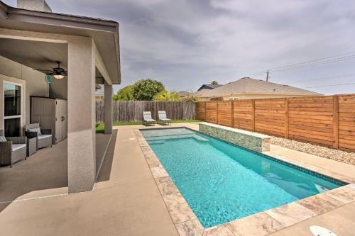 Sleek Corpus Christi Getaway With Private Pool!