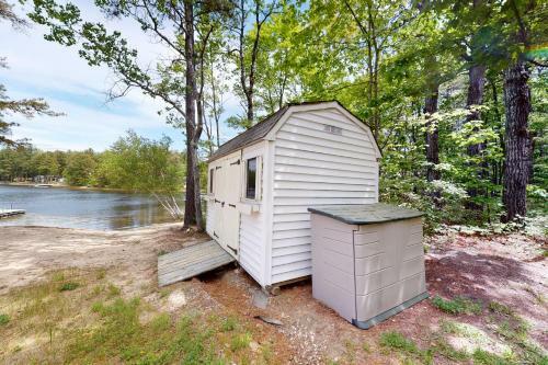 Lake House Retreat
