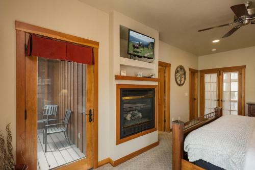 Elkpoint - Unit 10