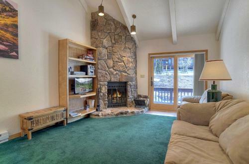 Cascade Village 320