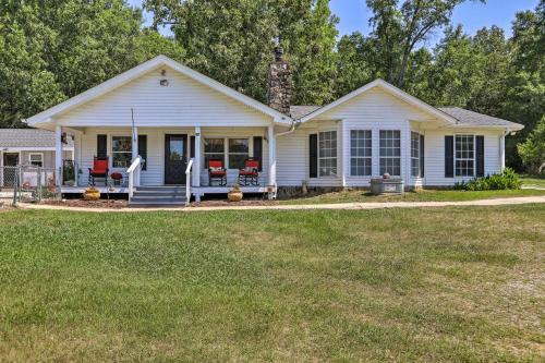 Buckhead Cabin With Fireplaces And Private Pool!
