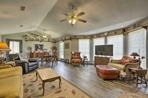 Buckhead Cabin With Fireplaces And Private Pool!