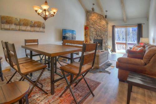 Cascade Village 329