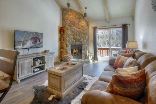 Cascade Village 329