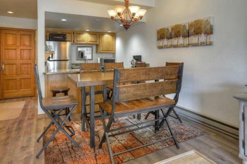 Cascade Village 329