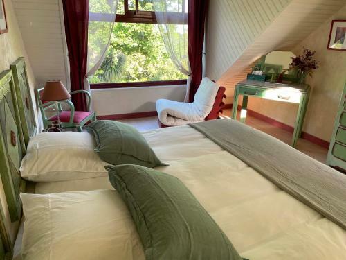 Bed & Breakfast La Corne De Cerf, For�t De Broc�liande