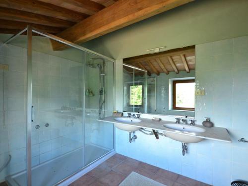 A Beautiful House With Breathtaking View, Large Private Pool, Near Pisa
