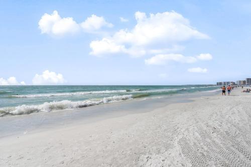 Marco Beach Ocean Resort IV