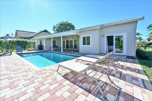 Buttonwd 813 - Buttonwood Home