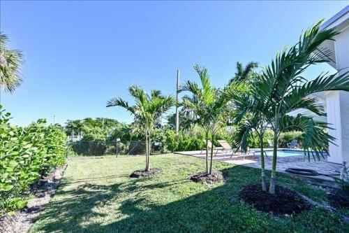 Buttonwd 813 - Buttonwood Home