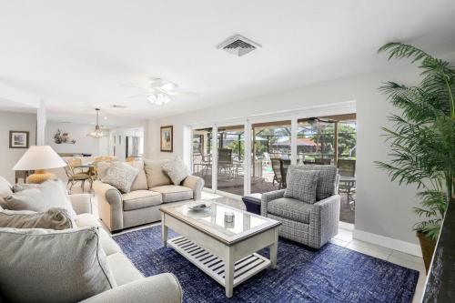 1143 Edington Place