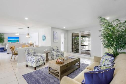 1143 Edington Place
