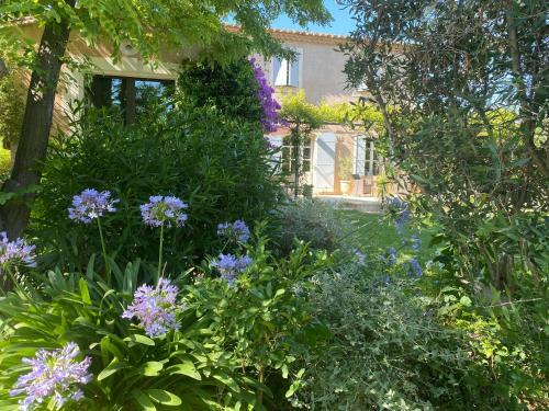 Hostal La Paradoune