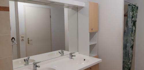 Apartamento Appartement 2 Chambres Dans R�sidence Avec Piscine