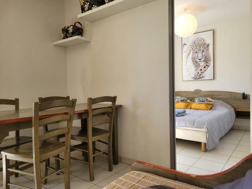 Apartamento Le Repaire Du Soleil, T3 Rd Jardin Avec Piscines