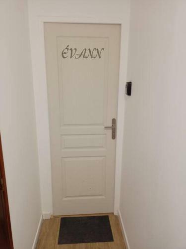 Apartamento Studio R�nov� D'exception Aux Portes De Paris !