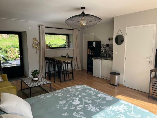 Apartamento Studio D?�tape, Robinson Plaintel