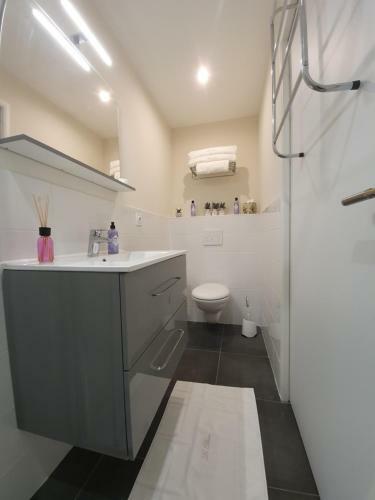 Magnifique Logement � 5mn De La Mer Et Du Golf
