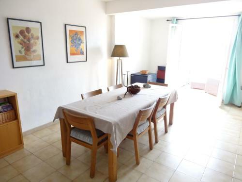 Luxury Villa With Shared Pool, Air Con, Wifi, Tv