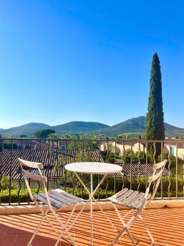 Luxury Villa With Shared Pool, Air Con, Wifi, Tv