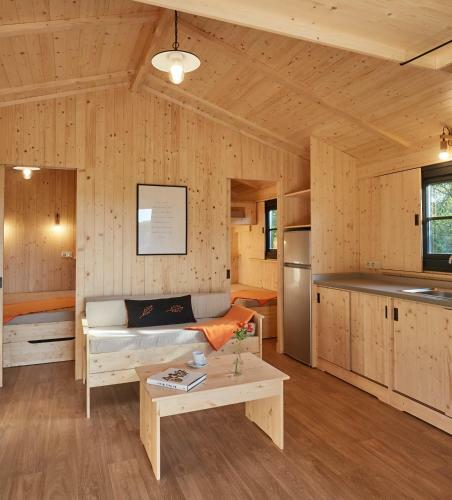 Le Jardin Saint Germain Lodges And Events