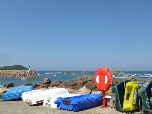 Apartment In Moulec"h Near The Beach