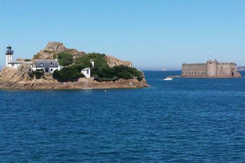Maison De P�cheur � 100 M De La Mer