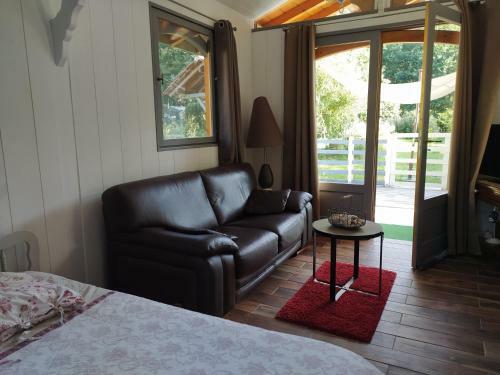 Bed & Breakfast Chambre D H�te Dans Un Magnifique Chalet