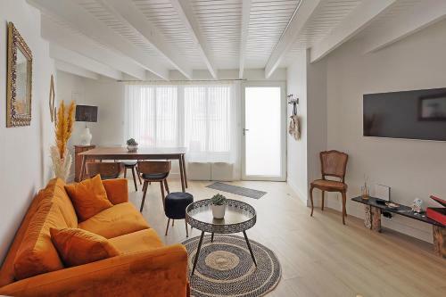 Apartamento Maison De Ville Id�alement Situ�e Plein Centre